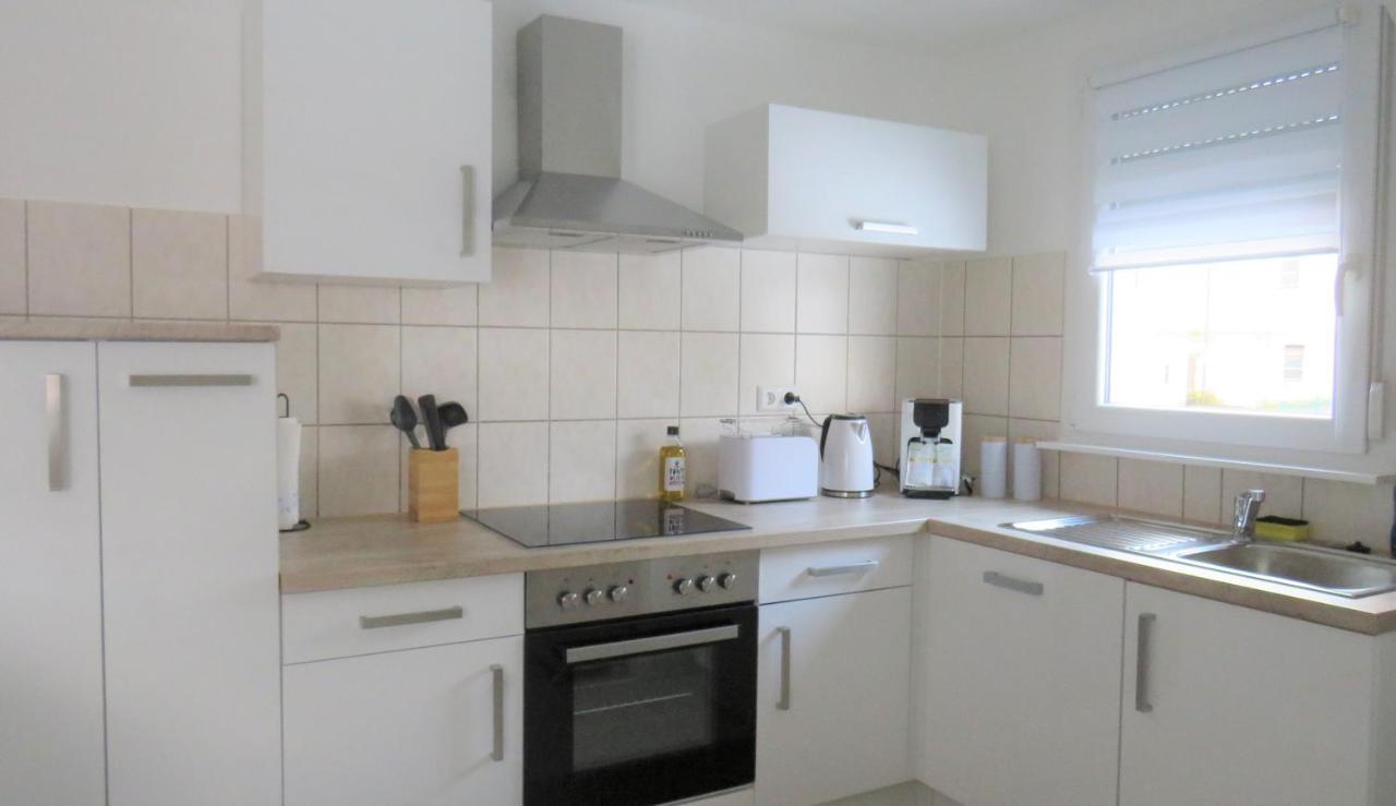 Alte Schule, Ferien- Und Monteurwohnung ゲルンスバッハ エクステリア 写真